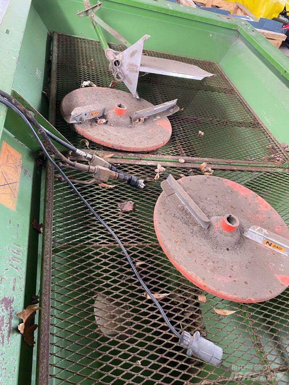 Amazone ZA-U 1001 Împrastierea mineralelor