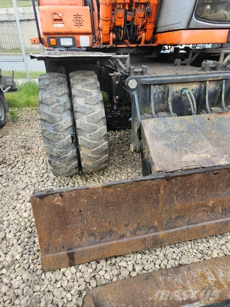 Fiat-Hitachi EX165W Excavatoare cu roti