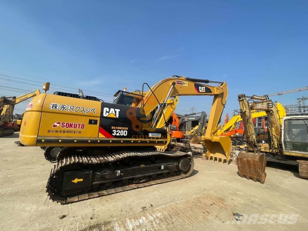 CAT 326 D2 Excavatoare pe șenile
