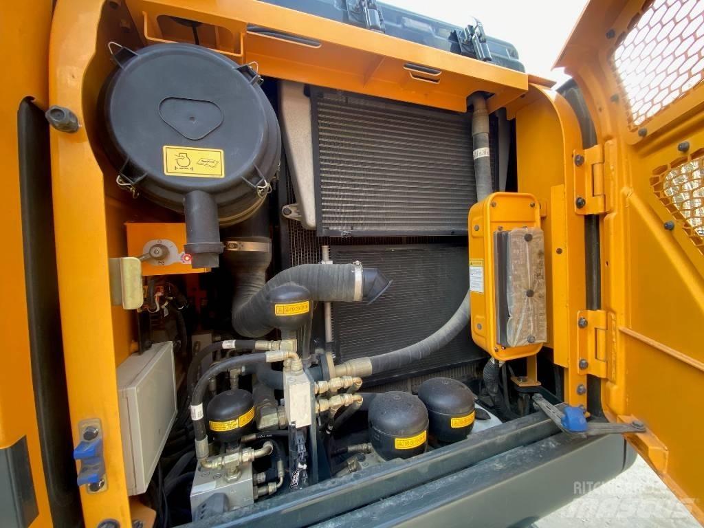 Hyundai HW140W Excavatoare cu roti