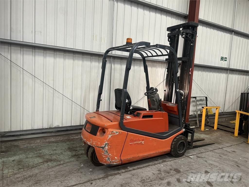 BT CBE2.0T Stivuitor electric