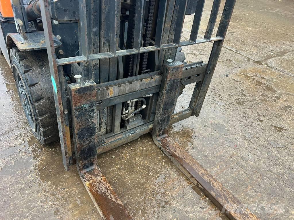 Doosan D 30 GP Stivuitor diesel