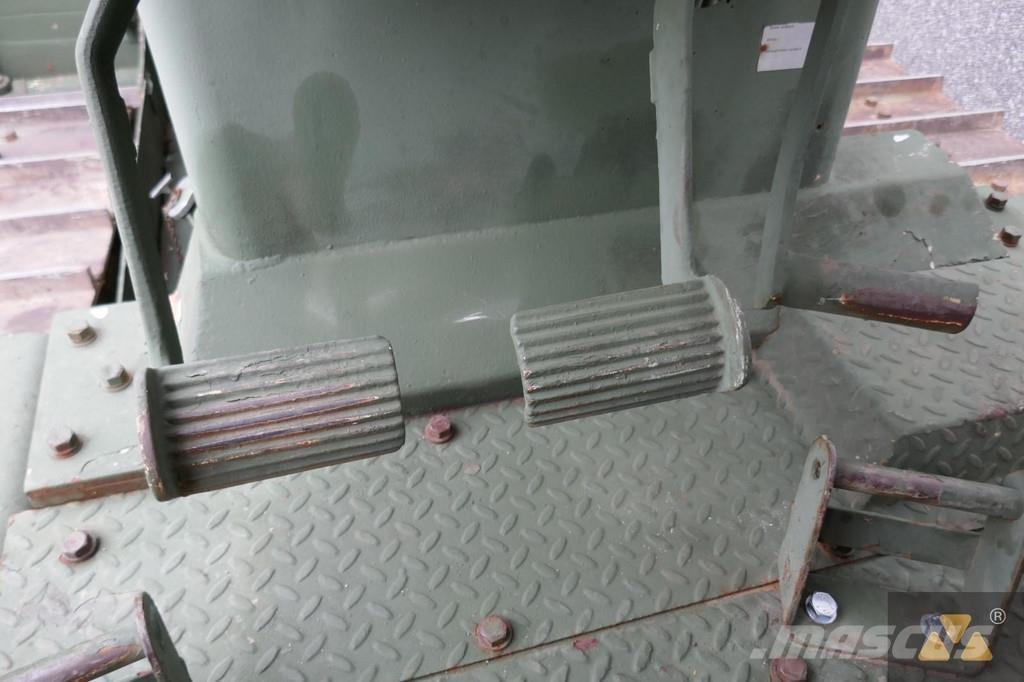 CAT D7G Ex-army Buldozere pe senile