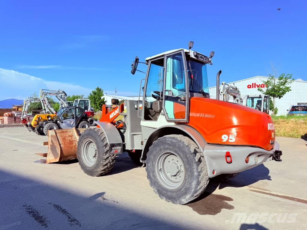 Atlas AR 95 super Incarcator pe pneuri