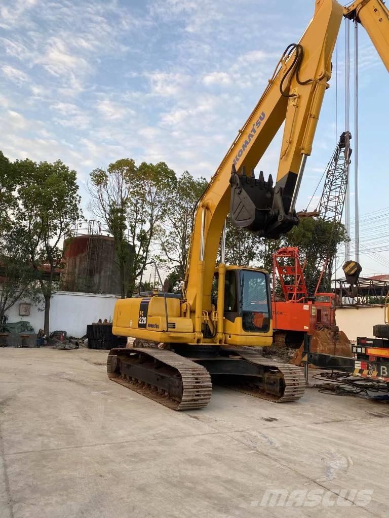 Komatsu PC 220 Excavatoare pe șenile
