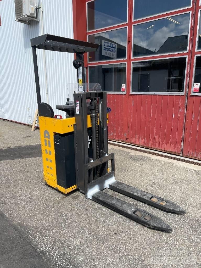 Atlet A160 Transpaleti autopropulsanti