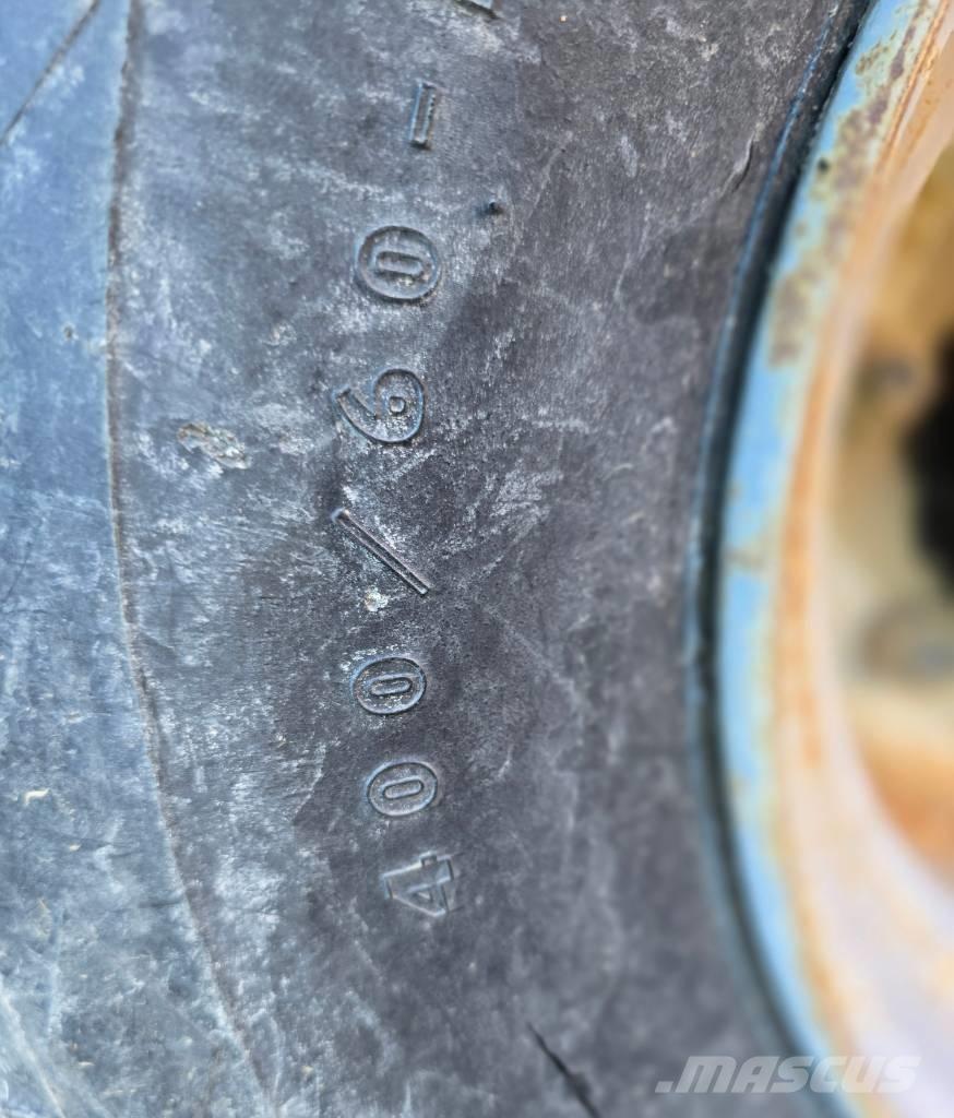 Tuhti W90 Remorci cu scop general