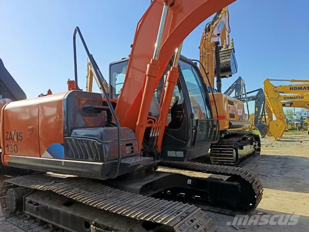 Hitachi ZX 130 Excavatoare pe șenile
