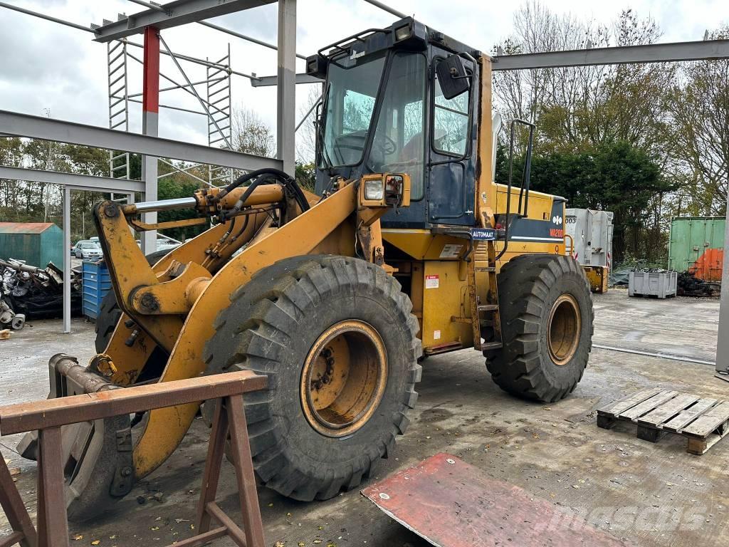 Komatsu WA200 Incarcator pe pneuri