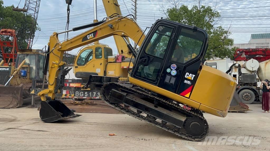 CAT 307 Excavatoare 7t - 12t