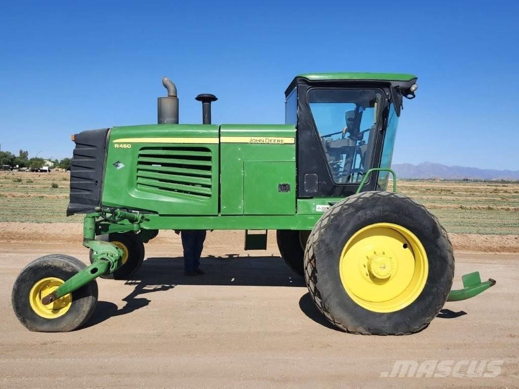 John Deere R 450 Utilaj de răvăşit fân