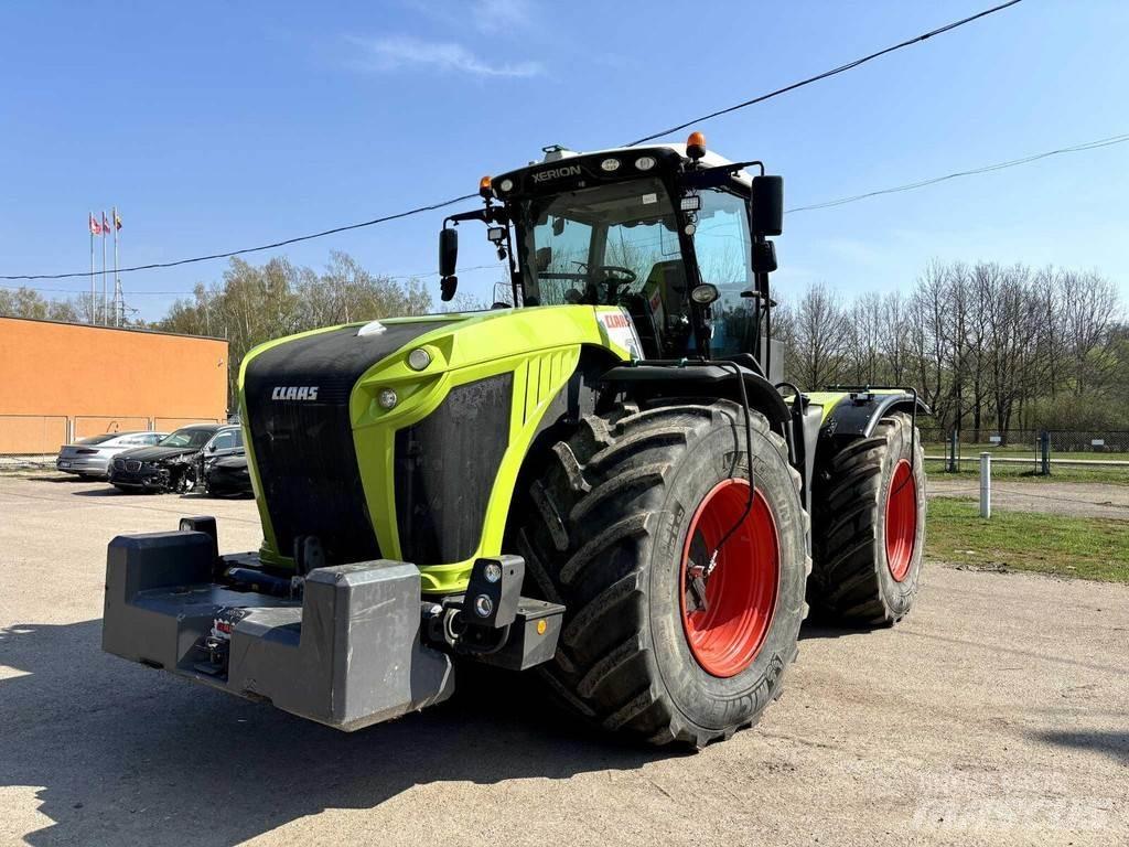 CLAAS Xerion 5000 Tractoare
