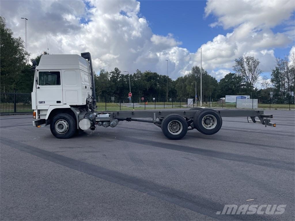 Volvo F 12 Camion cabina sasiu