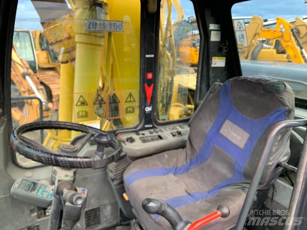 Komatsu PW 170 ES Excavatoare cu roti