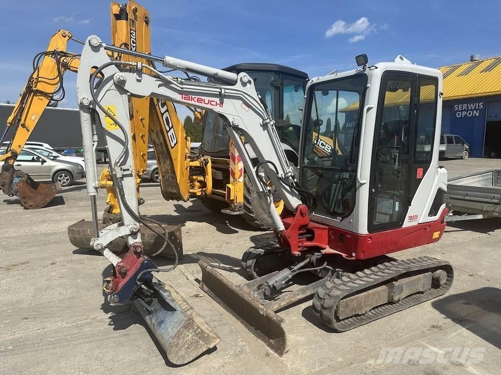 Takeuchi TB225 Mini excavatoare < 7t