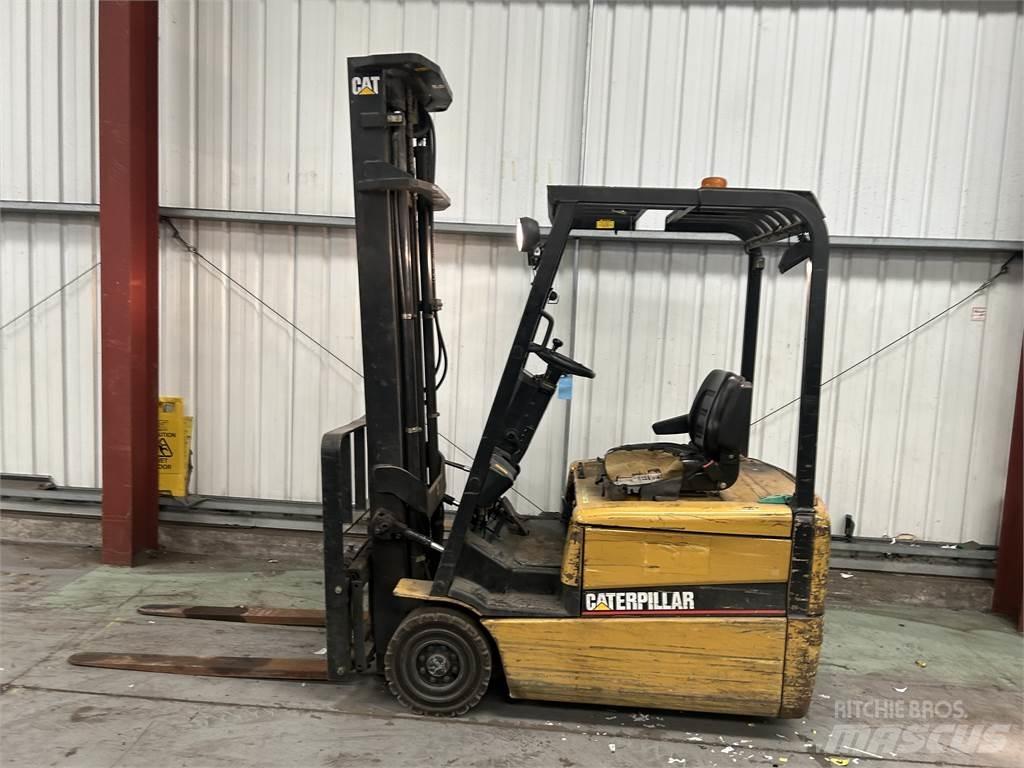 CAT EP16KT Stivuitor electric