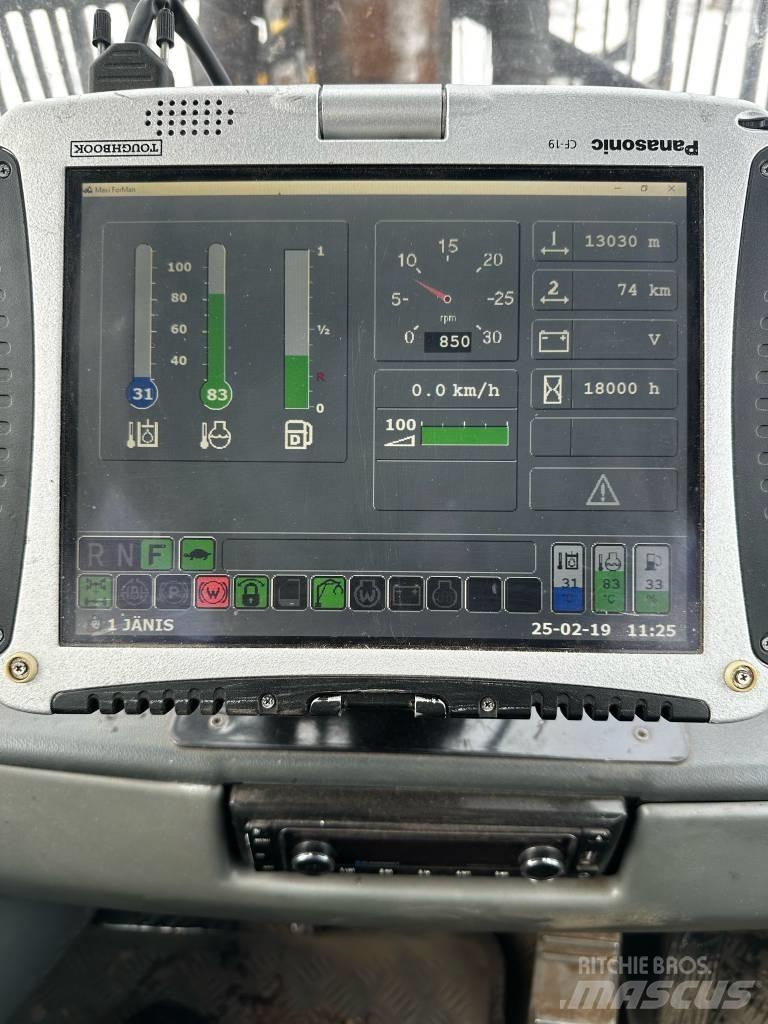 Komatsu 840 TX Transportoare
