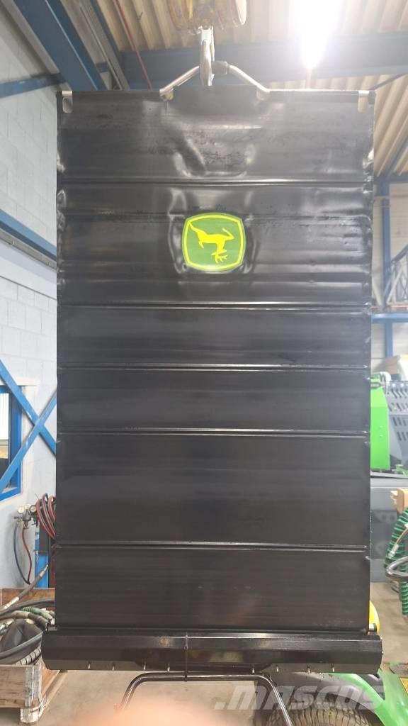 John Deere F708644 Cabine si interior