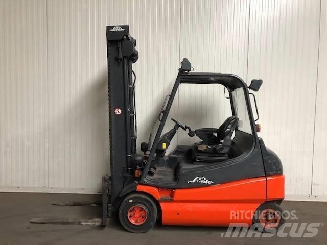 Linde E25-02 Stivuitor electric