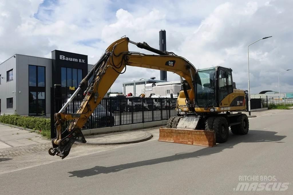 CAT M313 D Excavatoare cu roti