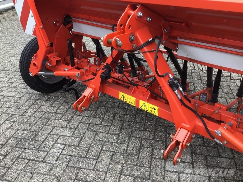 Kuhn Premia 300 Perforatoare