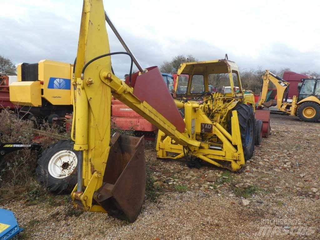 JCB hydra digga Buldoexcavatoare