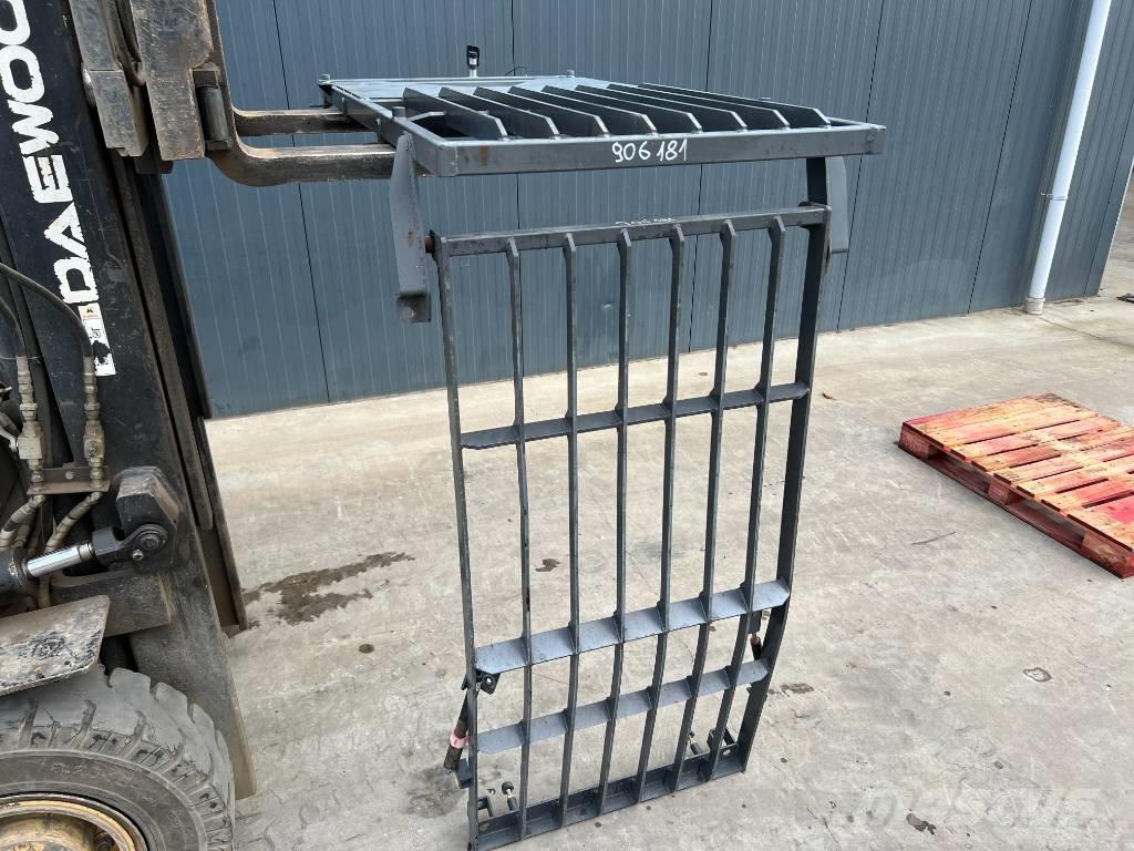 Doosan DX180 / DX225 Cabine si interior