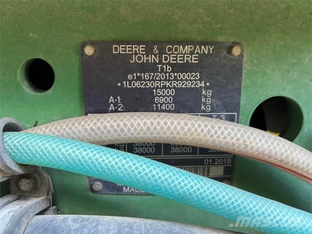 John Deere 6230R Tractoare