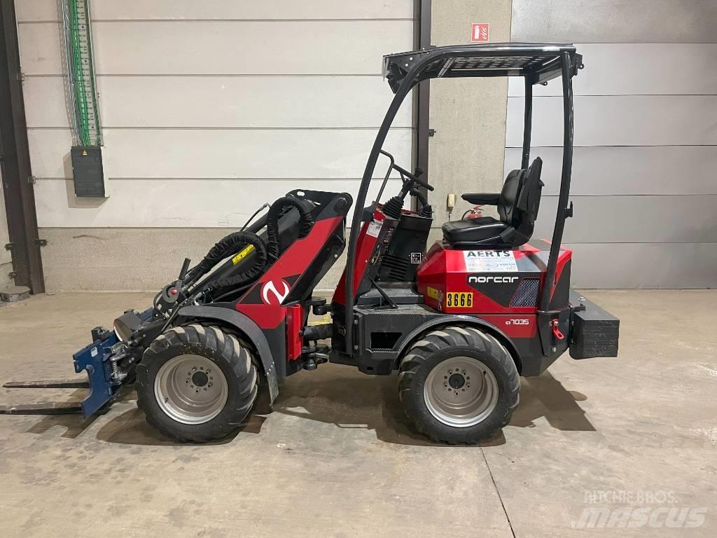 Norcar 7035 Incarcator pe pneuri