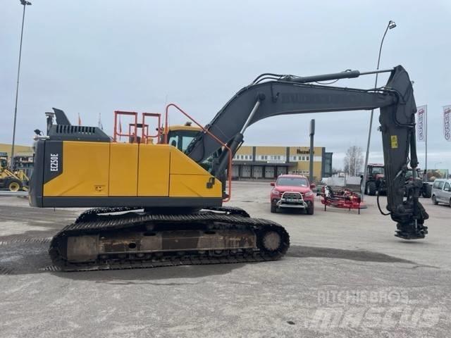 Volvo EC 250 EL Excavatoare pe șenile
