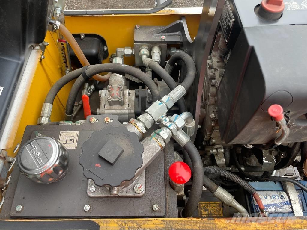 Mecalac MBR 71 Compactoare monocilindrice