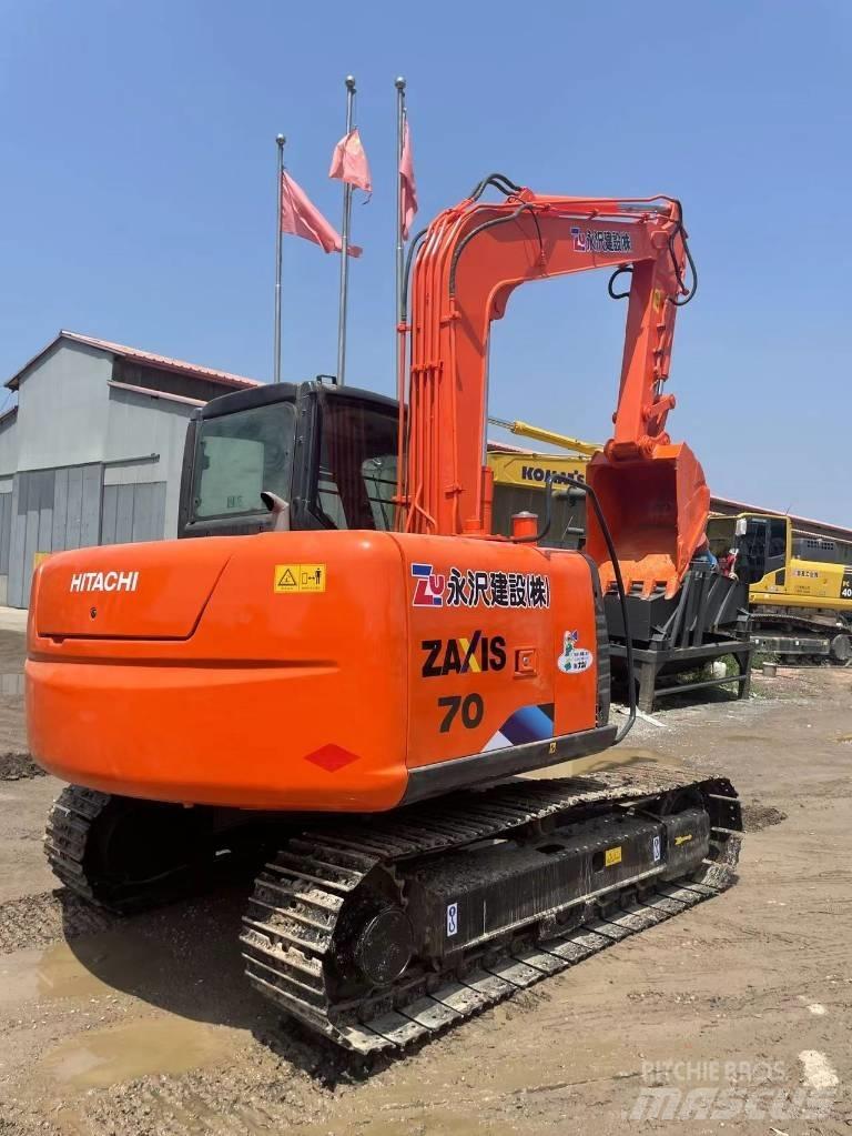 Hitachi ZX70 Excavatoare pe șenile
