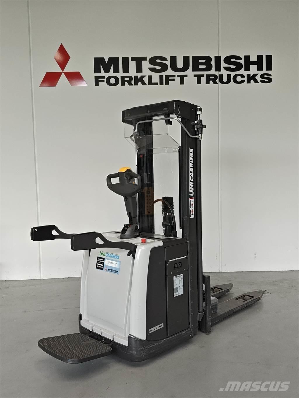 Atlet PSP160 Transpaleti autopropulsanti