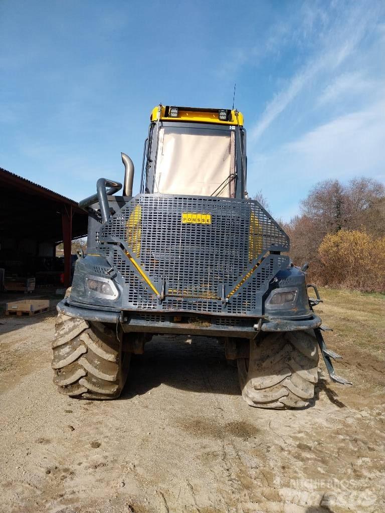 Ponsse Bear 8W Combine forestiere