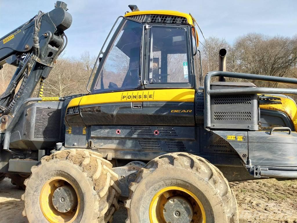 Ponsse Bear 8W Combine forestiere