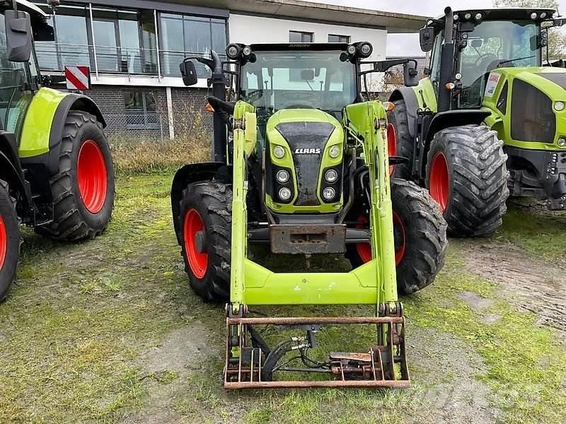 CLAAS Arion 420 Tractoare