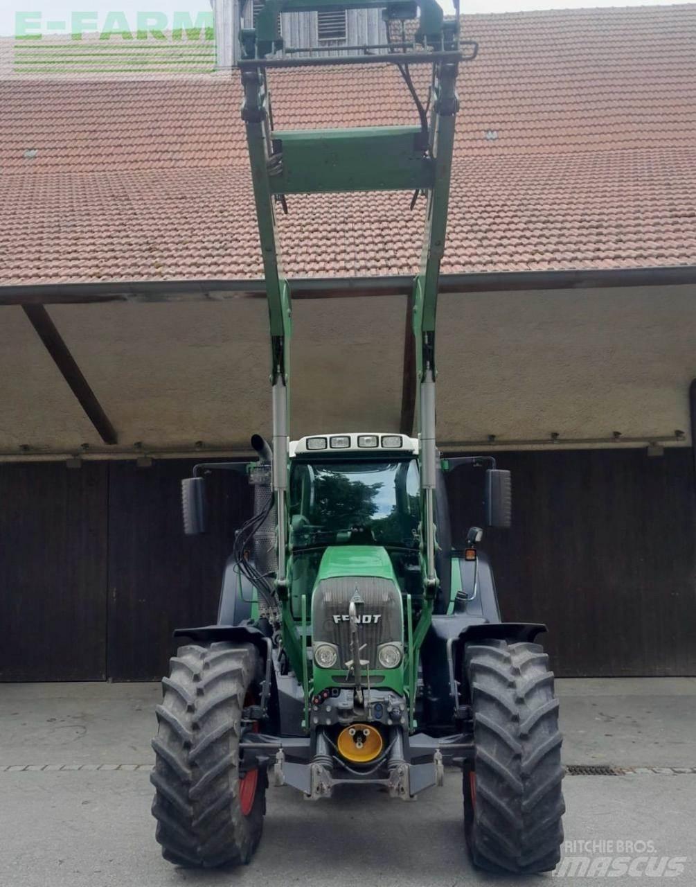 Fendt 820 Vario Tractoare