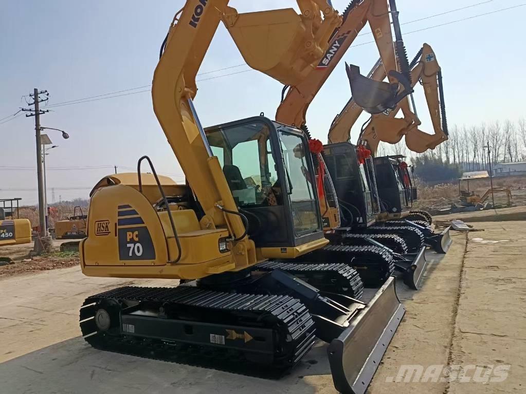 Komatsu PC 70 Excavatoare pe șenile
