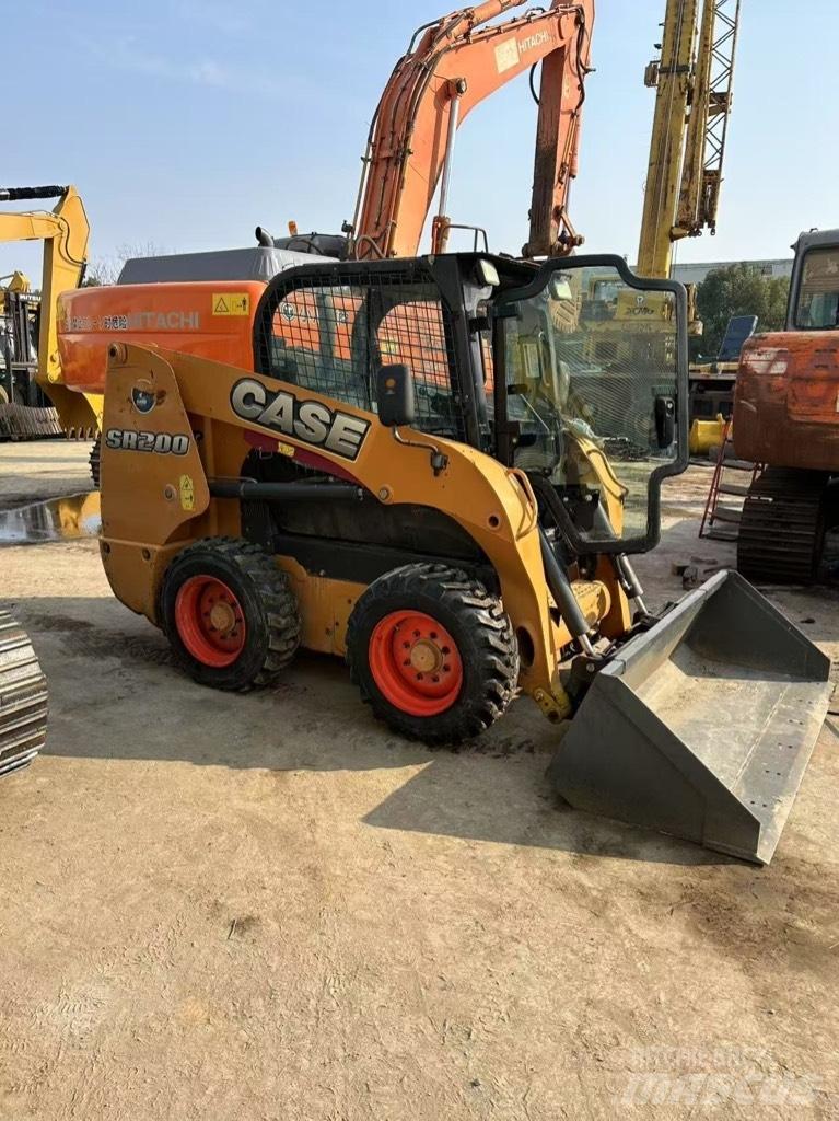 CASE SR 200 Mini incarcator