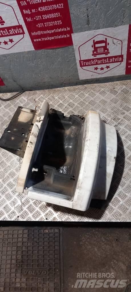 Scania 94 D.  1324599 Cabine si interior