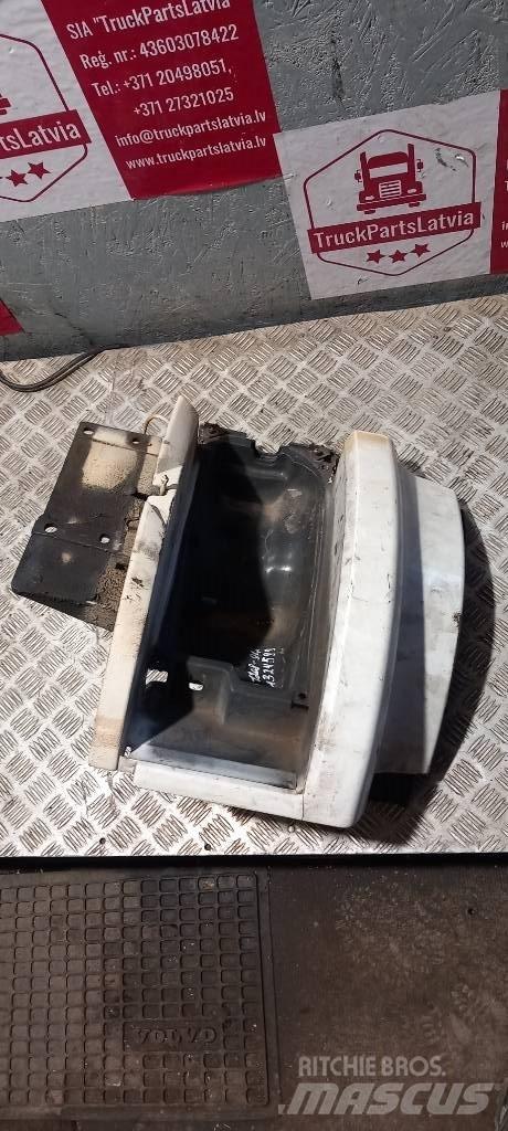 Scania 94 D.  1324599 Cabine si interior