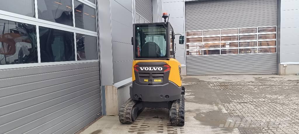 Volvo JECR25D Mini excavatoare < 7t