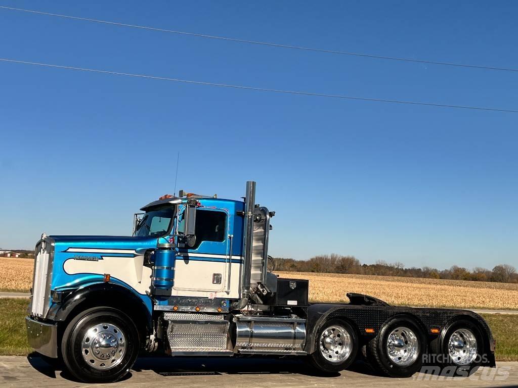 Kenworth W 900 Autotractoare