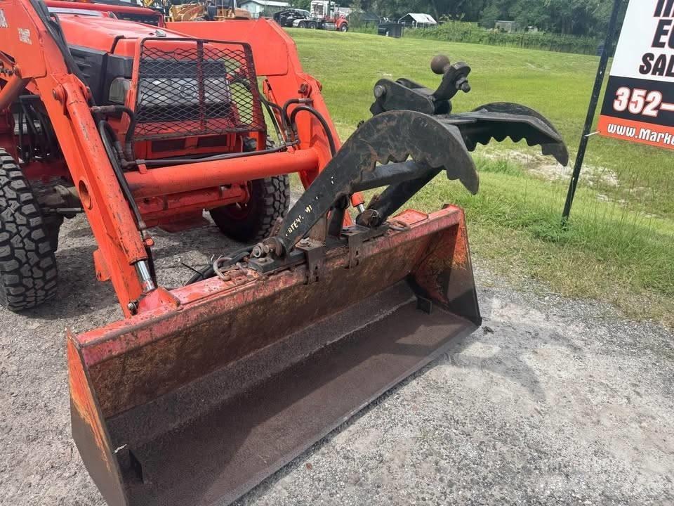 Kubota 3710 Tractoare