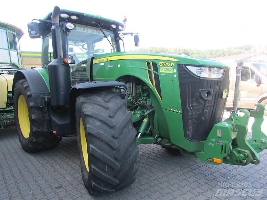 John Deere 8370R Tractoare