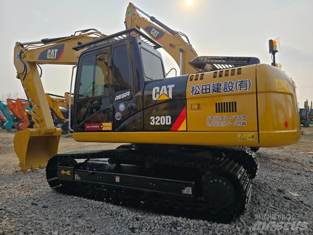 CAT 320D Excavatoare pe șenile
