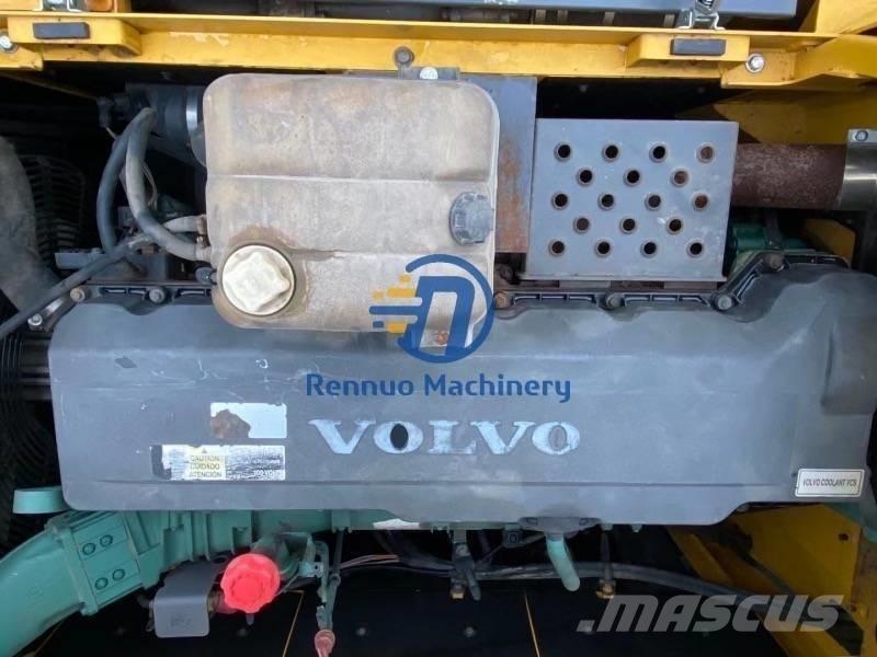 Volvo EC 380 Excavatoare pe șenile
