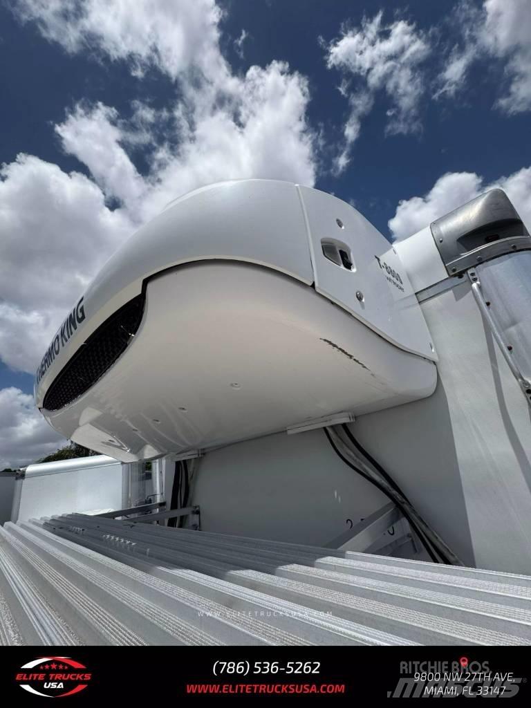 International 4300 Camion cu control de temperatura