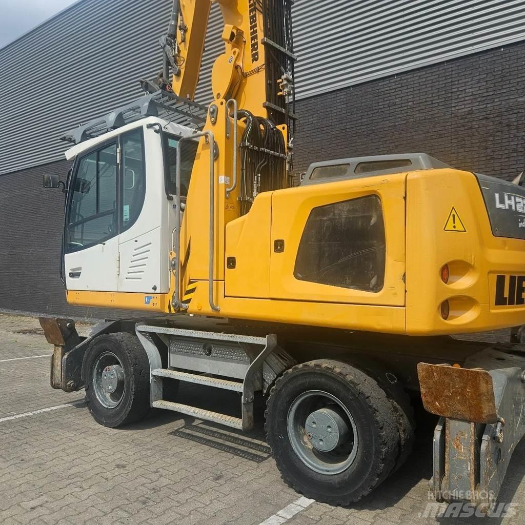 Liebherr LH22 Paleta de manipulare