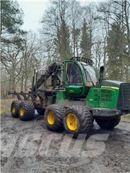 John Deere 1110 E Transportoare
